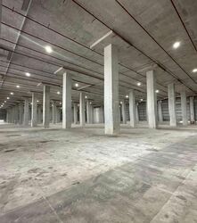 Gul Way (D22), Warehouse #572108581